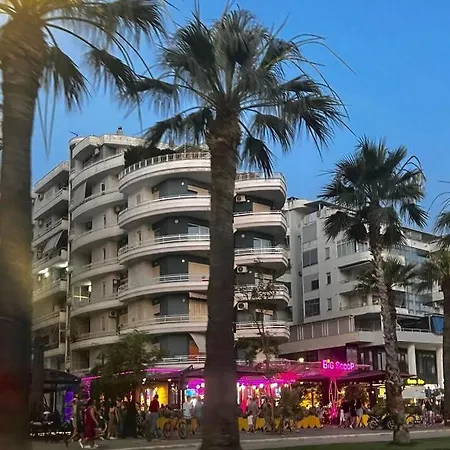 Lungomare Sea View Apartament