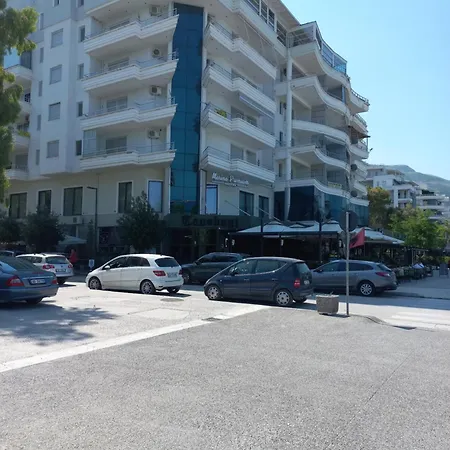 Lungomare Sea View Apartament *