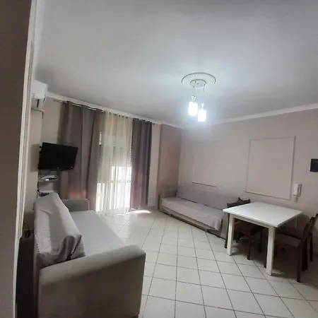 Lungomare Sea View Apartament Wlora